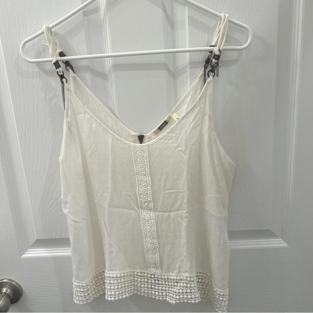 Gimmicks by BKE Off White Lace-Trim Spaghetti Strap Top